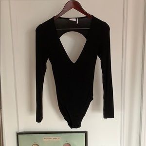 Deep V bodysuit - Urban Outfitters